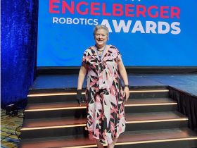 ‘Nobelprijs robotica’ naar topvrouw Universal Robots